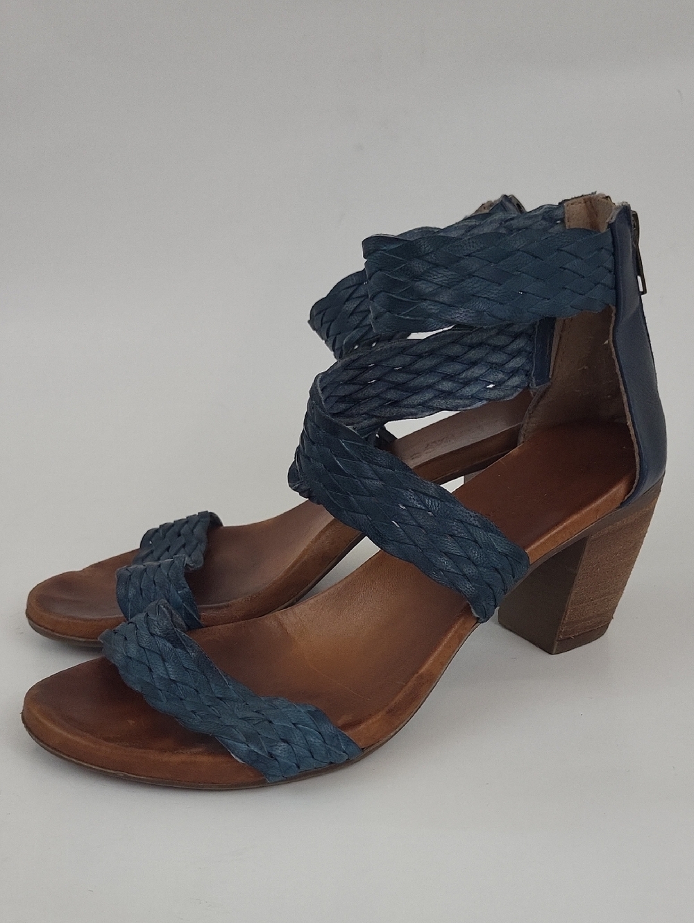Sundance Bonaire Italian Leather Woven Strappy Block Heel Sandals Size EU 37